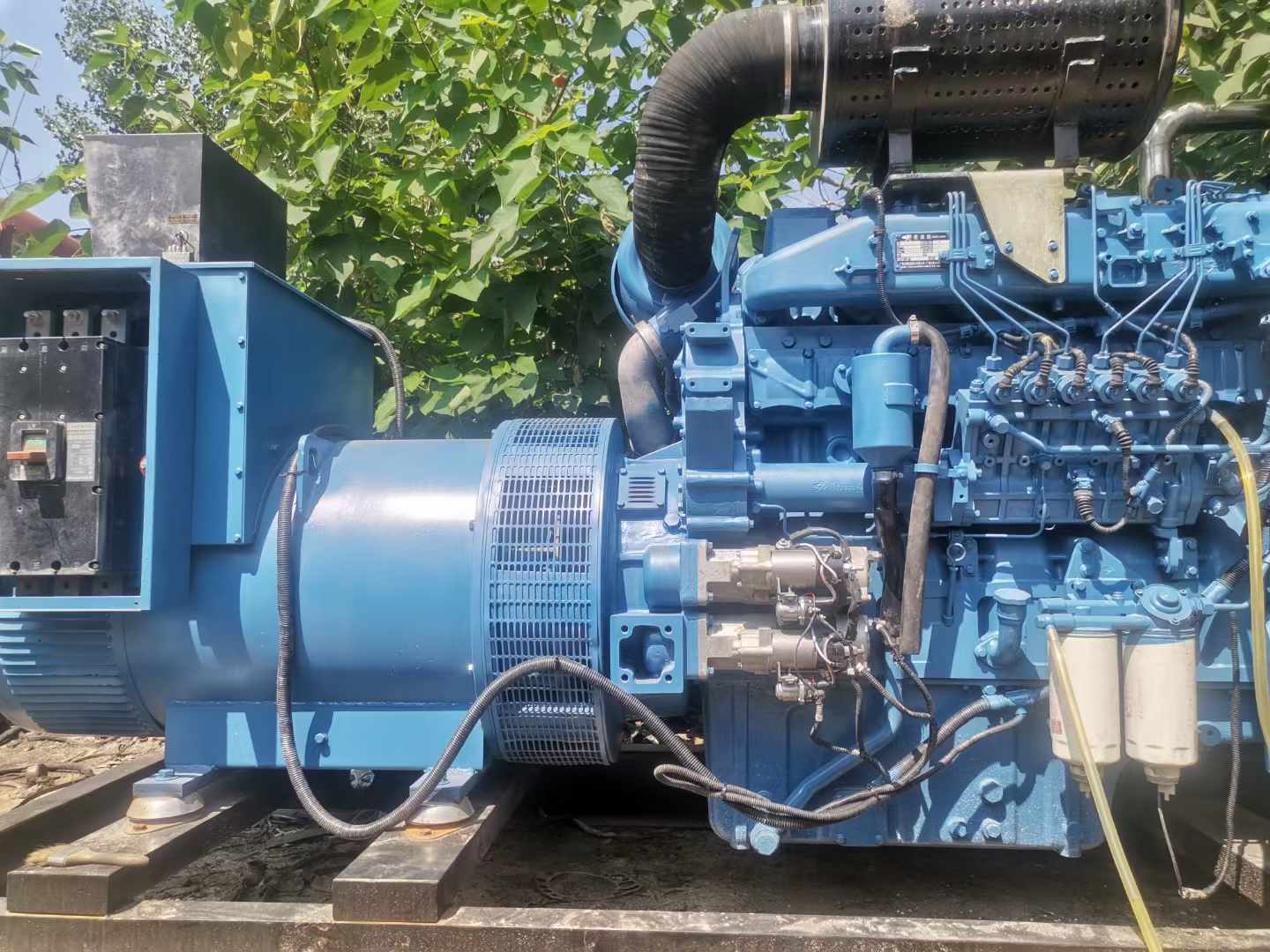 仓山详细说明降低 800kW 柴油发电机输出电流波动的方法